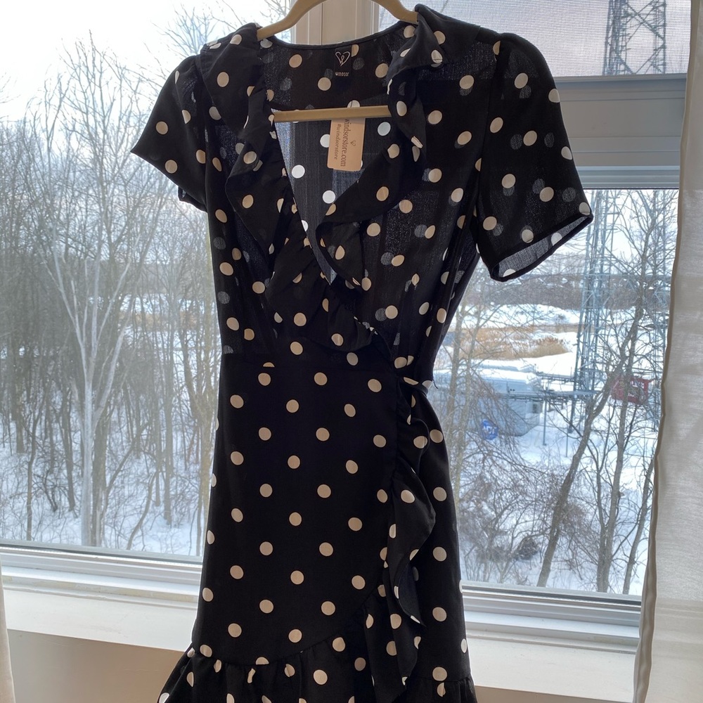 Polka dot wrap dres